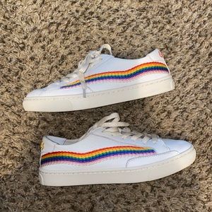 Soludos women’s Rainbow Wave Sneaker size 6.5